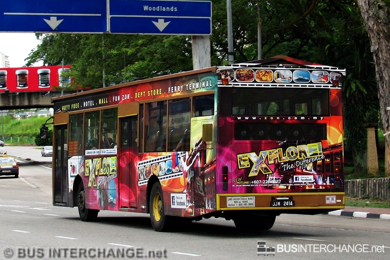 A MAN 18.250 / SL252 (A64) (JJM2414) operating on Causeway Link bus service CT1