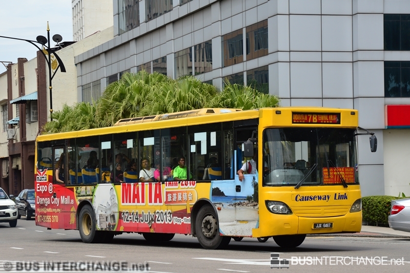 A Mercedes-Benz CBC1725 (JJX6467) operating on Causeway Link bus service 7B