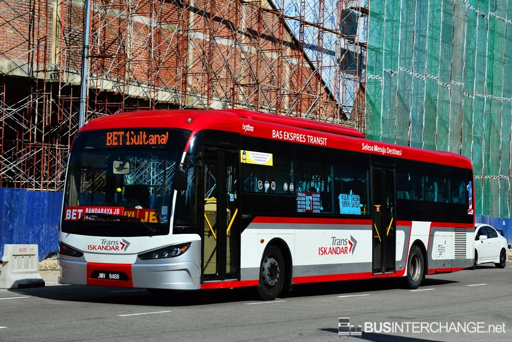 A Sksbus SA12-300 (JMV8468) operating on Causeway Link bus service BET1