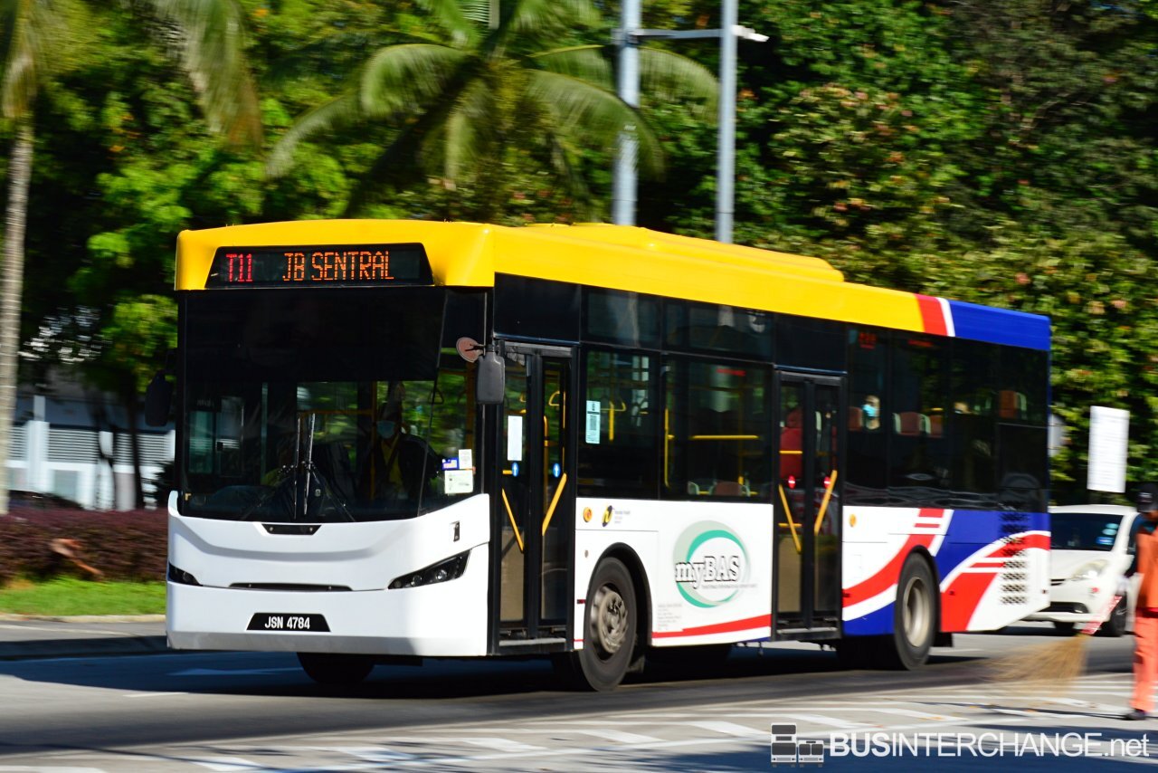 A Sksbus LEC-300H (JSN4784) operating on Causeway Link bus service T11