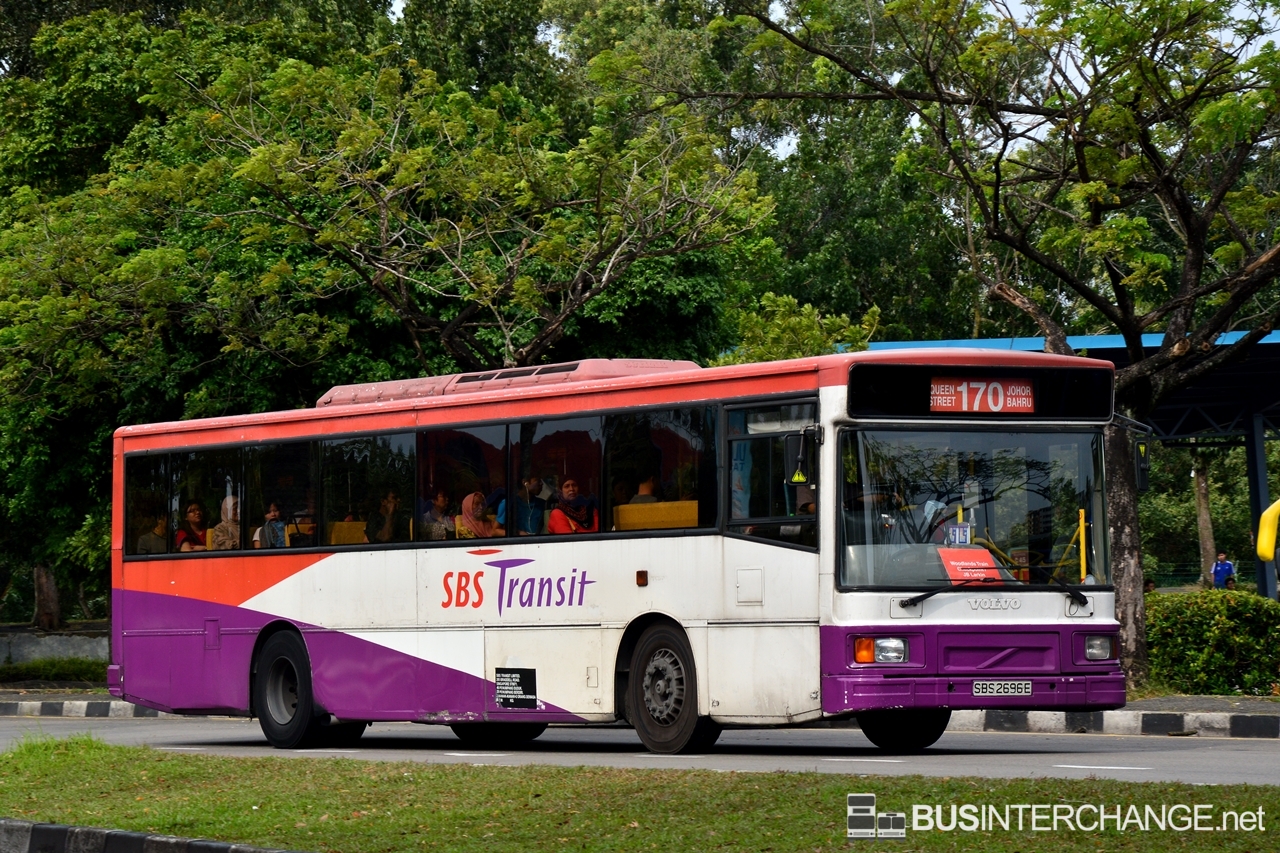 A Volvo B10M (Mark IV) (SBS2696E) operating on SBS Transit bus service 170