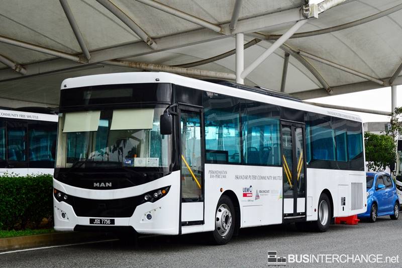 A typical shuttle bus at Puteri Harbour Ferry Terminal.